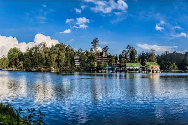 Kodaikanal Lake Kodaikanal: Location, Directions, Timings & Nearby Places